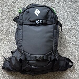 Like new Black Diamond Dawn Patrol 25 Black and Green Men's Backpack